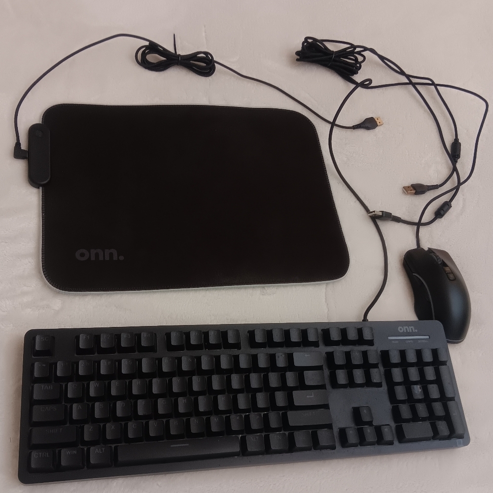 ONN. Wired Gaming Keyboard, Mouse, & Mouse Pad - All Lighted